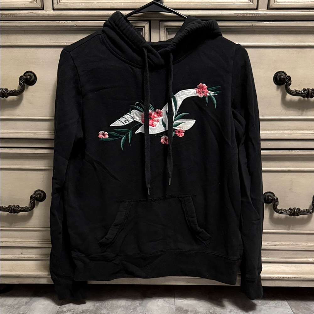 Hollister  Embroidered hoodie
